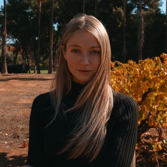 Meet your Posher, Cassie - Picture 1 of 1